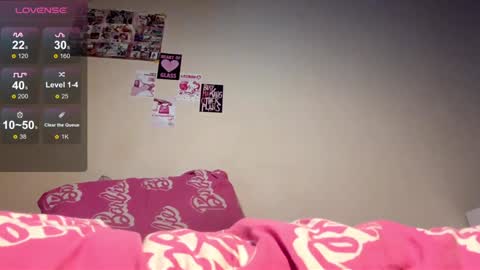 Snapshot of girlswannasex chatting on November 29, 12:57 am Ella Lisa Chloe online show from November 29, 12:57 am