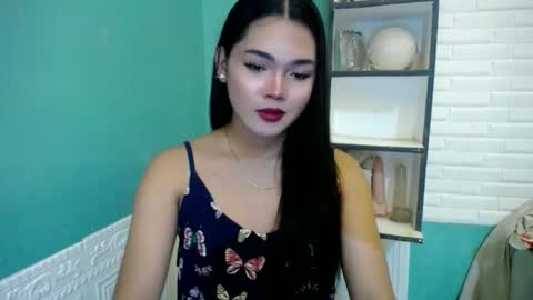Precious online show from February 1, 1:42 pm