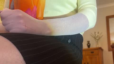 Snapshot of girlyfetish chatting on March 12, 11:42 am girlyfetish online show from March 12, 11:42 am