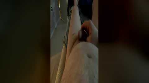 Snapshot of girth8inasspl chatting on June 26, 1:26 pm girth8inslut online show from June 26, 1:26 pm
