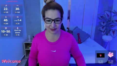 Snapshot of gisela27 chatting on May 2, 12:32 pm Gisella online show from May 2, 12:32 pm