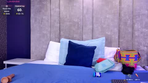     online show from October 9, 10:02 am