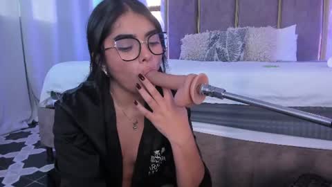 Snapshot of giselamaru chatting on July 6, 3:03 pm online show from July 6, 3:03 pm