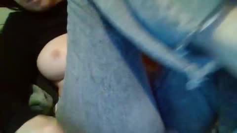 Snapshot of giselelove chatting on November 18, 5:34 am Gisella online show from November 18, 5:34 am