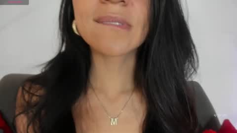 Gisell s online show from April 18, 5:06 pm