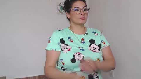 Giselle  online show from February 14, 9:43 pm