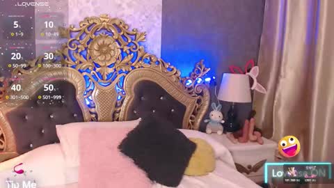 Snapshot of gisellenoah chatting on November 16, 11:49 am GiselleNoah online show from November 16, 11:49 am