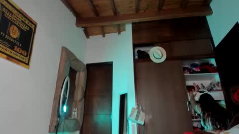 . Gisel Reyes . online show from November 14, 11:57 pm