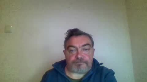 Snapshot of gismo1973 chatting on December 21, 11:45 pm German Little Dick online show from December 21, 11:45 pm