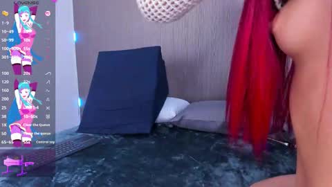 Gigi  online show from September 12, 4:12 am