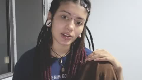 Giulietta online show from April 14, 4:40 am