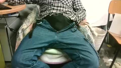 Snapshot of giulio__35 chatting on February 23, 10:49 am giulio__35 online show from February 23, 10:49 am