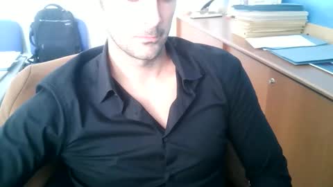 giuseppevai1 online show from October 28, 10:19 am