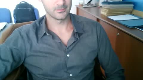 giuseppevai1 online show from October 30, 11:33 am