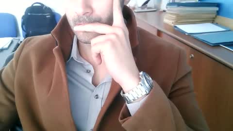 giuseppevai1 online show from November 3, 10:05 am