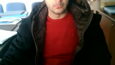 giuseppevai1 online show from April 4, 8:12 am