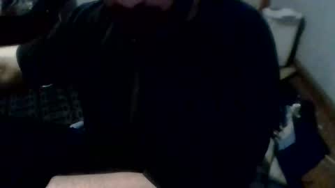 Snapshot of givr6inches chatting on February 3, 11:05 pm e-Bizl online show from February 3, 11:05 pm