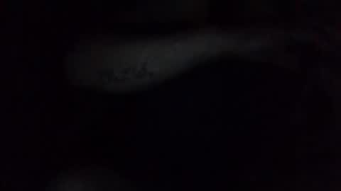 Snapshot of givr6inches chatting on February 17, 3:15 am e-Bizl online show from February 17, 3:15 am