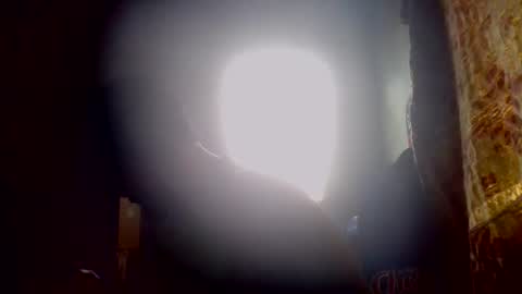 Snapshot of givr6inches chatting on October 31, 8:43 pm e-Bizl online show from October 31, 8:43 pm