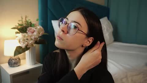 Snapshot of gizefto chatting on February 3, 2:00 pm Agness online show from February 3, 2:00 pm