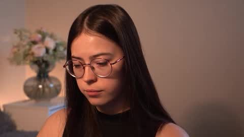 Snapshot of gizefto chatting on February 7, 3:16 pm Agness online show from February 7, 3:16 pm