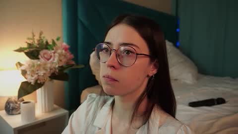 Snapshot of gizefto chatting on February 13, 3:08 pm Agness online show from February 13, 3:08 pm