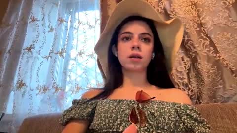 Snapshot of glendahammond chatting on March 2, 2:24 pm glendahammond online show from March 2, 2:24 pm