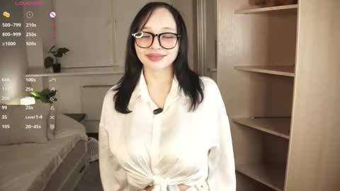 Snapshot of glennabardy chatting on February 23, 5:32 pm Sandra online show from February 23, 5:32 pm