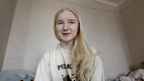 Laura online show from April 14, 7:14 am