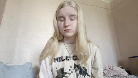 Laura online show from April 16, 9:32 am