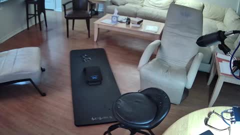 Snapshot of glennbootycam chatting on December 15, 4:07 am glennbitch online show from December 15, 4:07 am