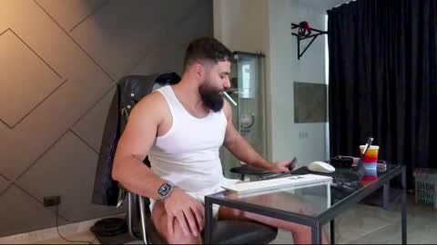 Matthew .. for short call me Matt online show from January 15, 7:48 am