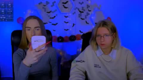 your dream  online show from November 3, 8:10 pm