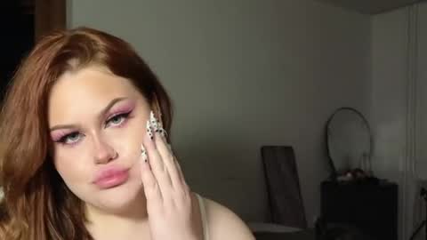 Snapshot of gloria_thomas chatting on May 18, 8:03 pm gloria_thomas online show from May 18, 8:03 pm