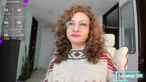 Snapshot of gloriacrespo chatting on February 27, 8:31 pm gloriacrespo online show from February 27, 8:31 pm