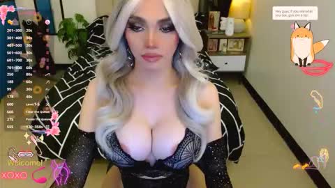 Kim - DONT FORGET TO FOLLOW AND GIME THUMBS UP online show from September 15, 5:07 am