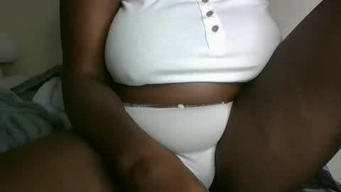 glorious_t online show from November 1, 2:13 am