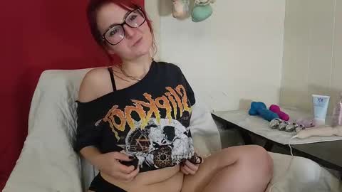 gloryfool online show from March 15, 1:55 am