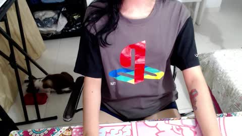 Snapshot of glowingecho chatting on December 30, 3:25 am glowingecho online show from December 30, 3:25 am