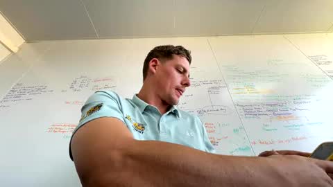 Snapshot of gman584114 chatting on May 20, 12:00 pm gman584114 online show from May 20, 12:00 pm