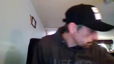 gmang4242 online show from March 1, 4:31 pm