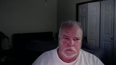 Snapshot of gmctruckguy chatting on October 12, 8:30 pm gmctruckguy online show from October 12, 8:30 pm