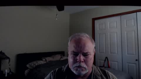 Snapshot of gmctruckguy chatting on November 2, 7:49 pm gmctruckguy online show from November 2, 7:49 pm