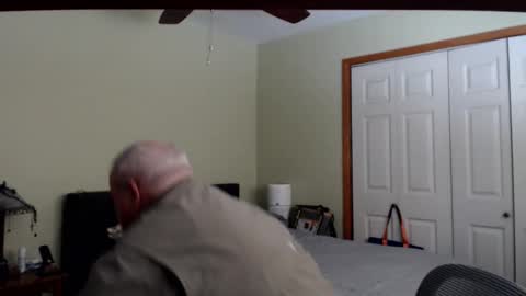 Snapshot of gmctruckguy chatting on December 5, 3:30 pm gmctruckguy online show from December 5, 3:30 pm