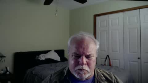 gmctruckguy online show from May 4, 8:05 pm