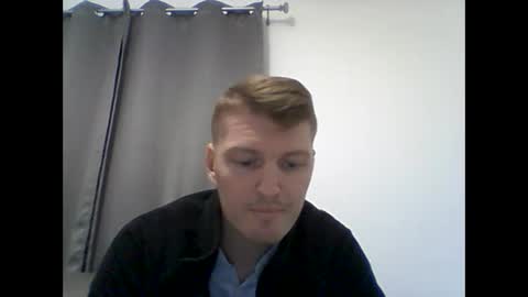 Snapshot of gmonay1331 chatting on January 24, 1:45 am gmonay1331 online show from January 24, 1:45 am