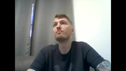 Snapshot of gmonay1331 chatting on February 4, 11:49 pm gmonay1331 online show from February 4, 11:49 pm