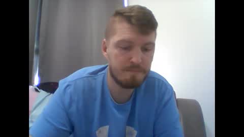 Snapshot of gmonay1331 chatting on September 8, 5:45 pm gmonay1331 online show from September 8, 5:45 pm