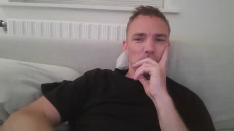 Snapshot of gnusmas4you chatting on October 11, 10:52 pm Gnusmas4you online show from October 11, 10:52 pm