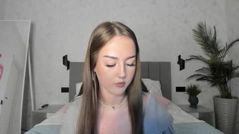 Snapshot of go0d_grl chatting on October 12, 8:46 am Lina online show from October 12, 8:46 am